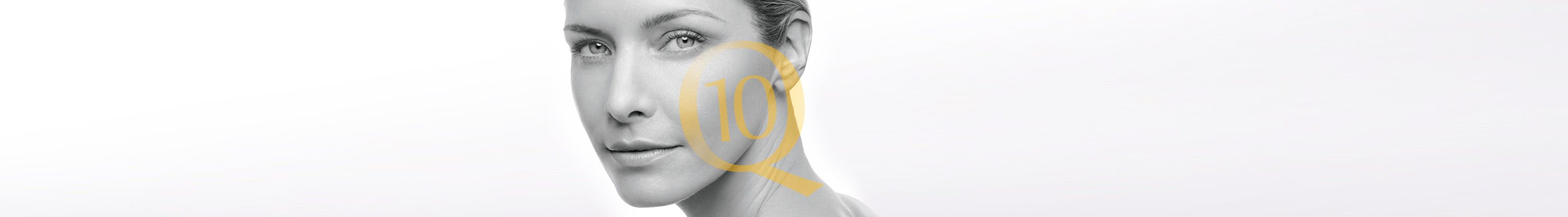 Mujer con piel facial sensible